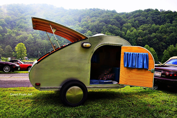 Vintage Camping Trailer Teapot