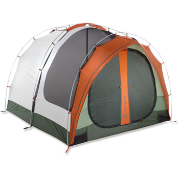 Amp your Camp: Essentials for Modern Camping  |  nwtripfinder.com