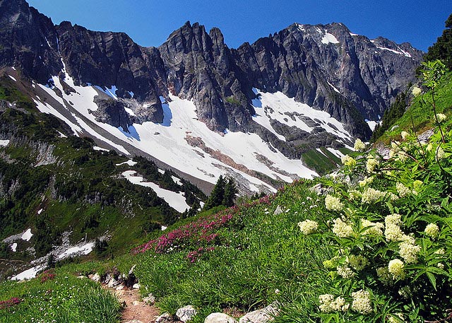 Best hikes cascades national park sale